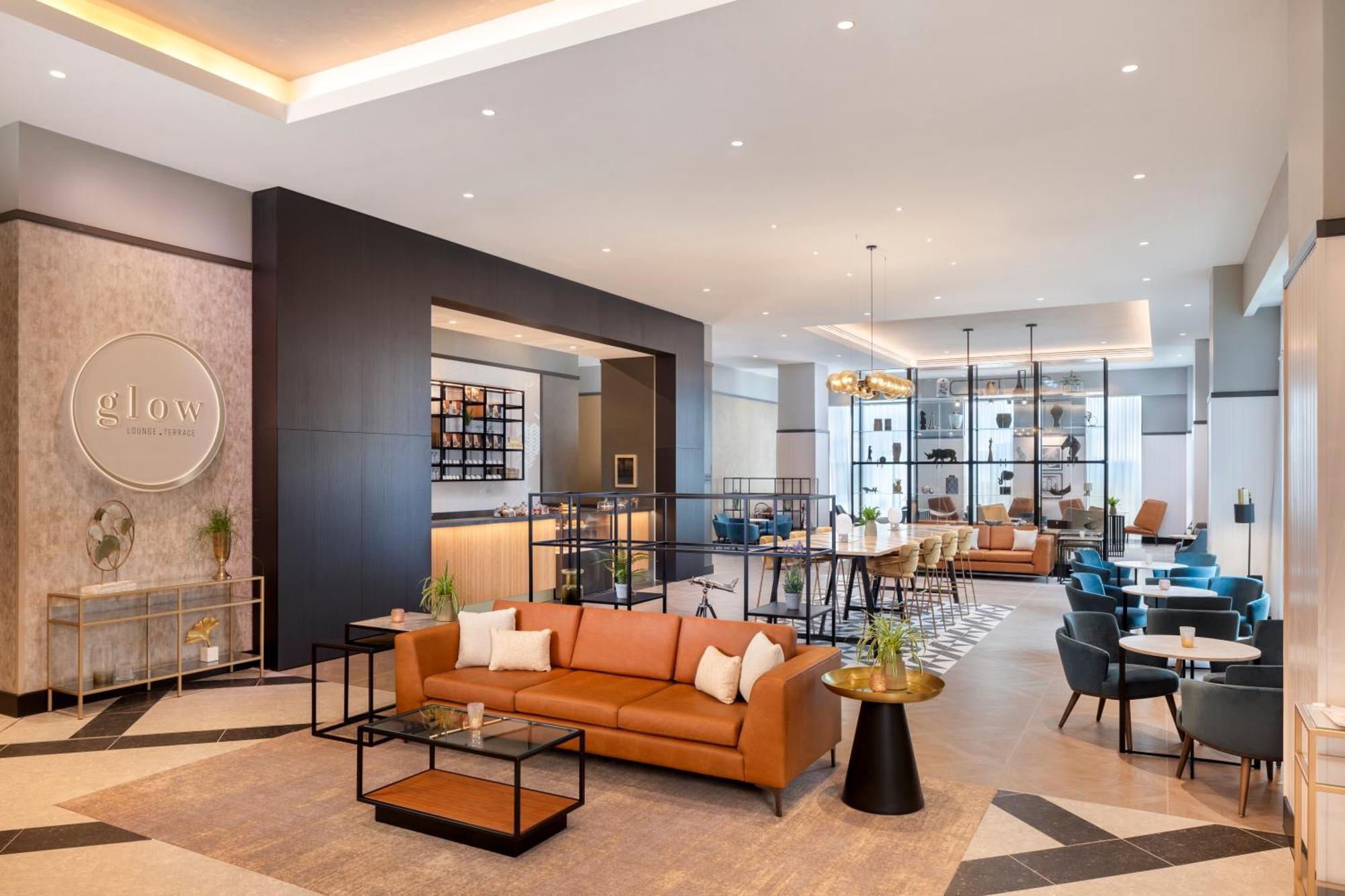 Hilton Woking Hotel Екстериор снимка